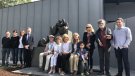 Inaugurada una escultura de Rosa Serra a l'Institut de Sant Joan