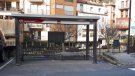 Acte vandàlic a la parada d'autocar i contra diversos cotxes a Ribes de Freser