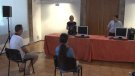 La UIER cedeix 14 ordinadors a alumnes de Ripoll per garantir una igualtat d'oportunitats 