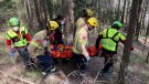 Els bombers rescaten un ciclista accidentat a prop de Planoles