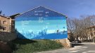 Un nou mural decora Sant Joan de les Abadesses