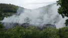Un foc afecta un forn d'oli en una nau de Comforsa