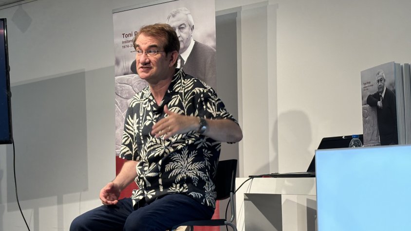 Foto de Toni Prim a la presentació a Juneda