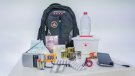 Aigua, una llanterna o la medicació habitual: el Kit d’emergència que recomana Protecció Civil
